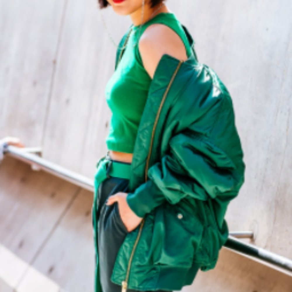 💲OLD🔖AT FACTORY Tie Back Knit Emerald Top - Picture 3 of 5